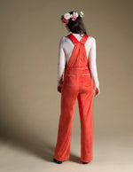 Charger l&#39;image dans la galerie, Salopette limoilove en velour cotelé avec les carrés de soie scarabee, vêtement pour femme fabriqué en france, made in france
